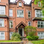 Silver Pines King Bed 2 Bedroom Apartment